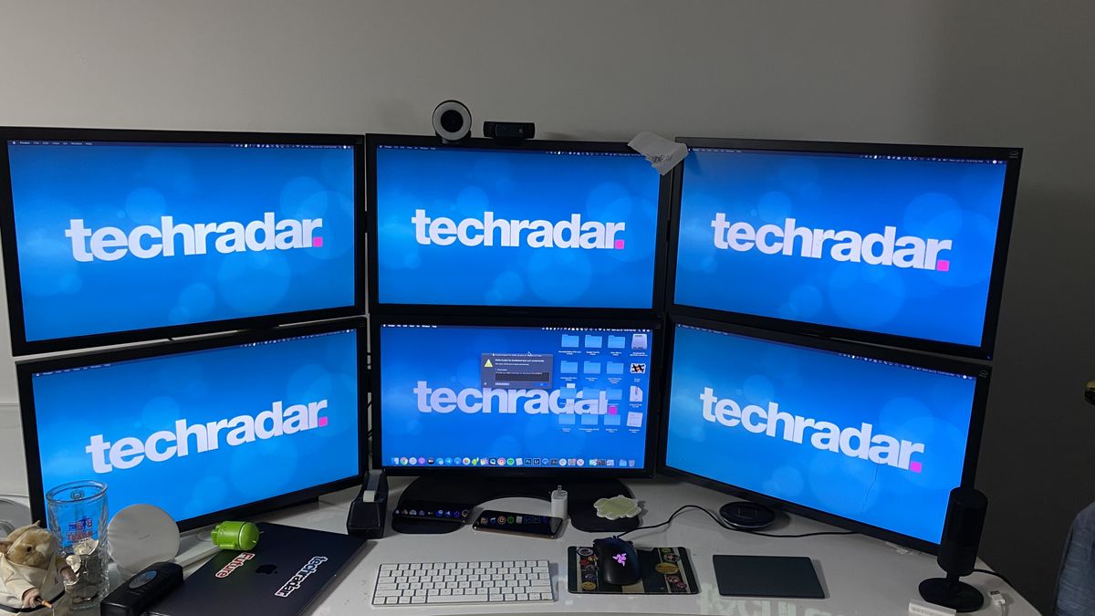 How multiple monitors an boost productivity