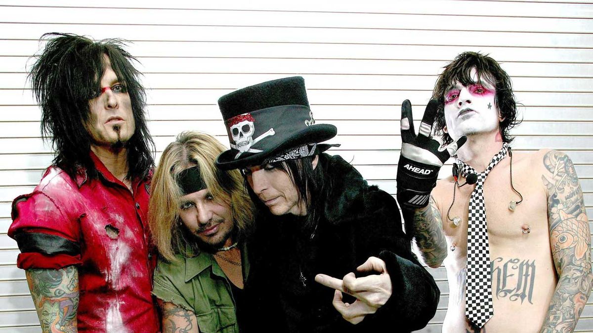 Motley Crue backstage in 2005