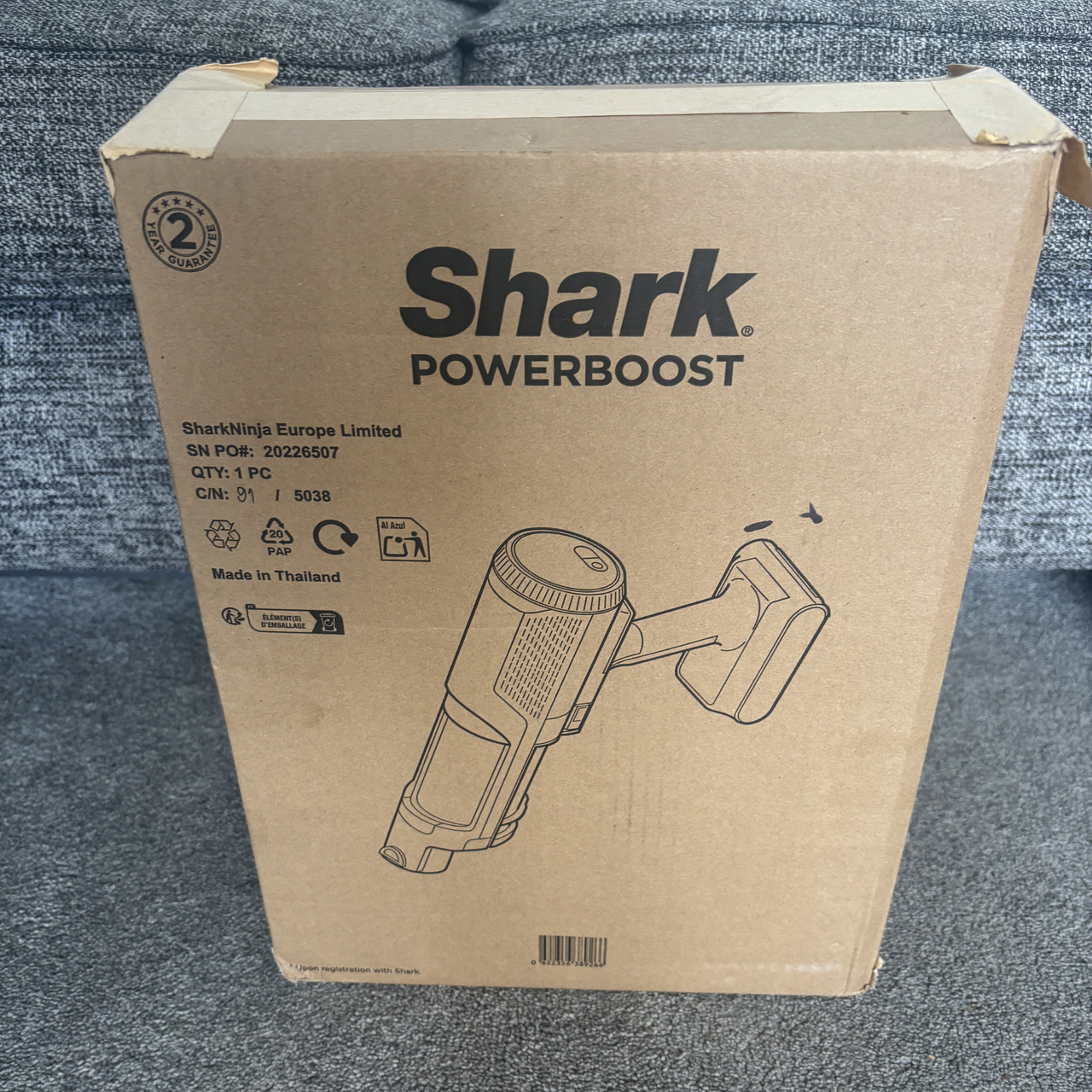 Shark PowerBoost Pet Cordless 2-in-1 Vacuum packaging