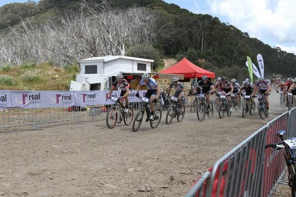 And the men are off!