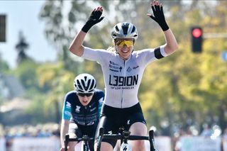 Redlands Classic Women: Skylar Schneider wins stage 4 criterium