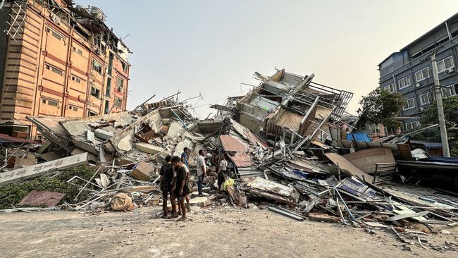 Largest possible earthquake magnitude