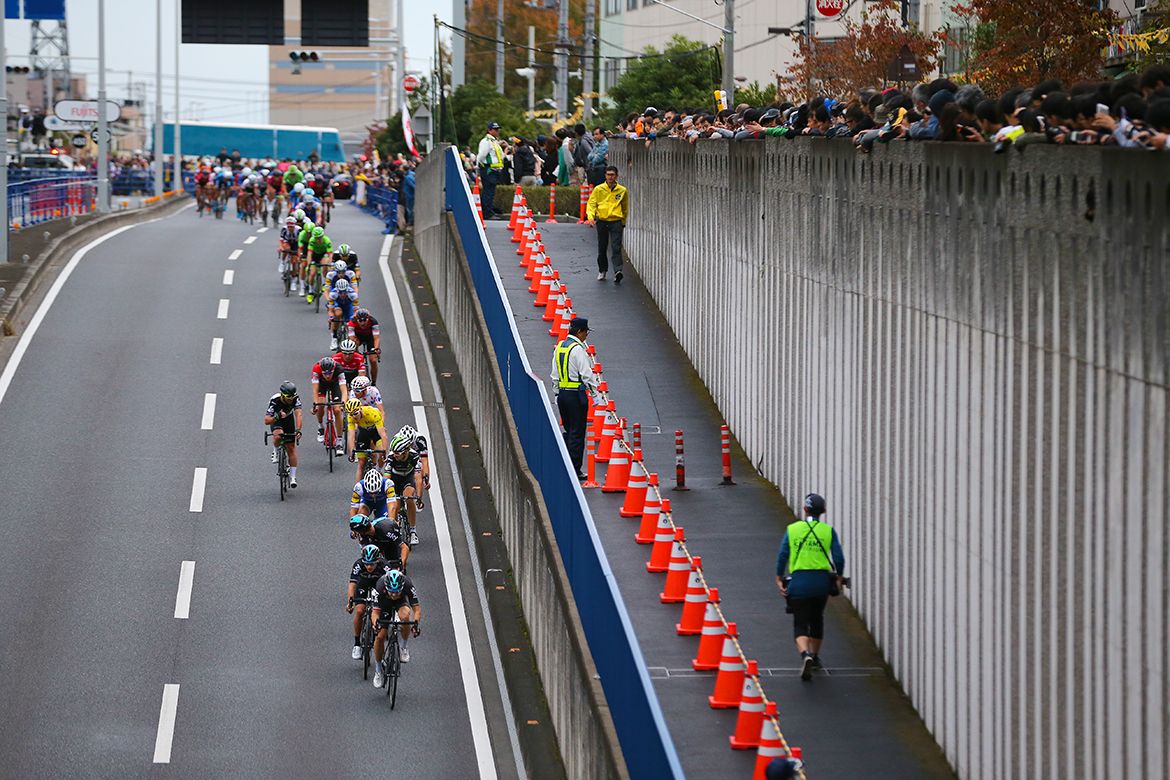 The peloton in action at the Saitama Criterium.