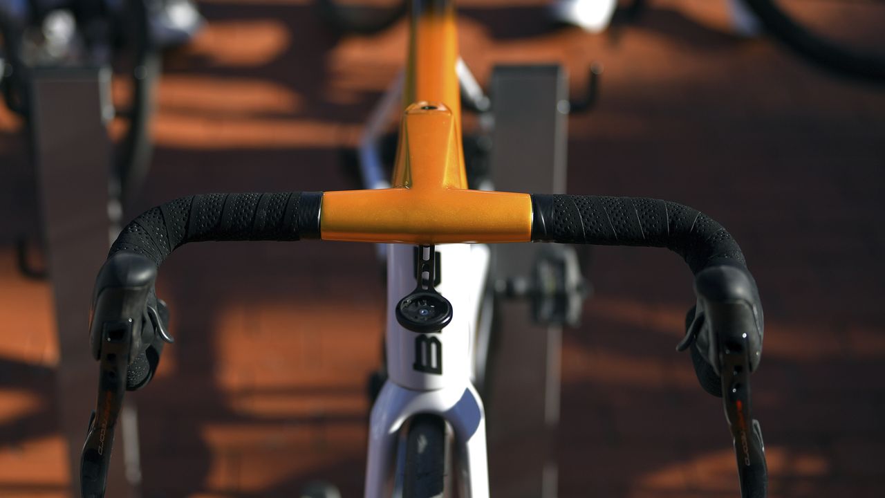 Greg Van Avermaet gold BMC Teammachine