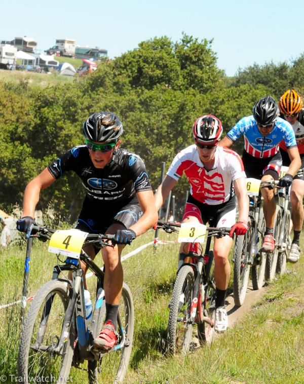 Sam Schultz (Subaru Trek) following Geoff Kabush's attack