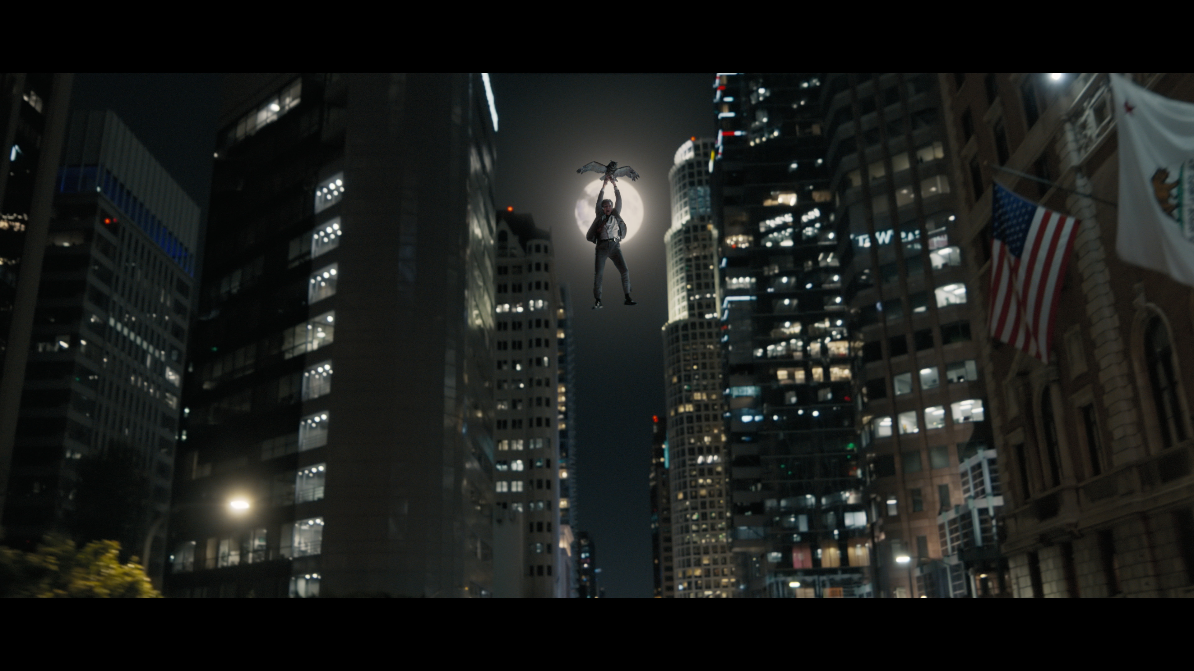 The Naked Gun VFX tips