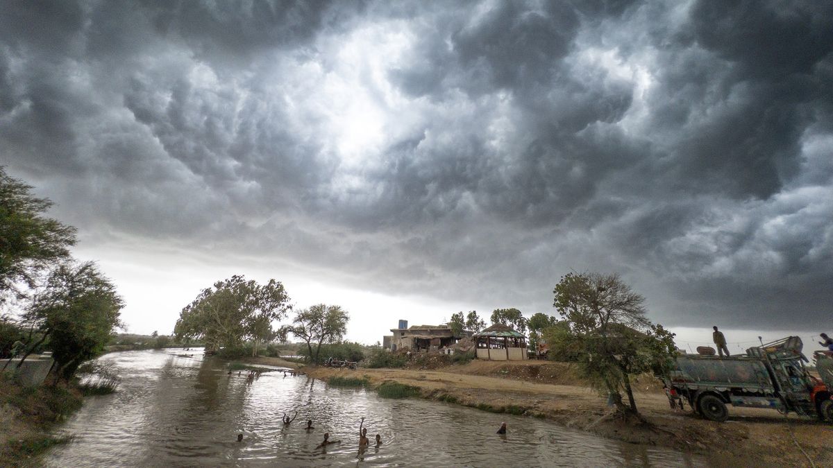 Gulf Stream collapse would throw tropical monsoons into chaos for at ...