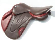 WOW_XC_with_long_block_saddle_in_Havannah_and_Military_(brown_and_maroon)_colourway_LO_RES.jpg