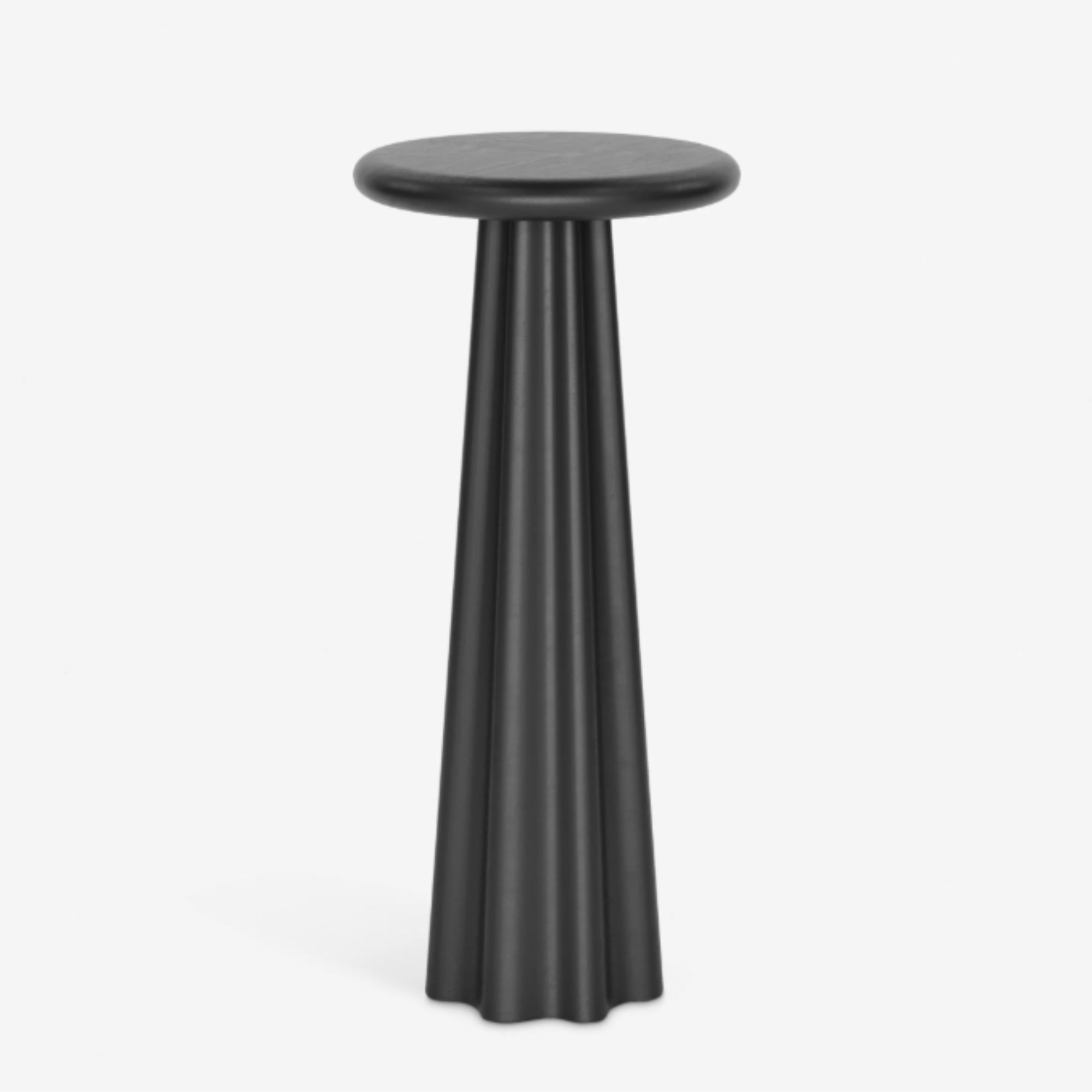Lulu & Georgia black table