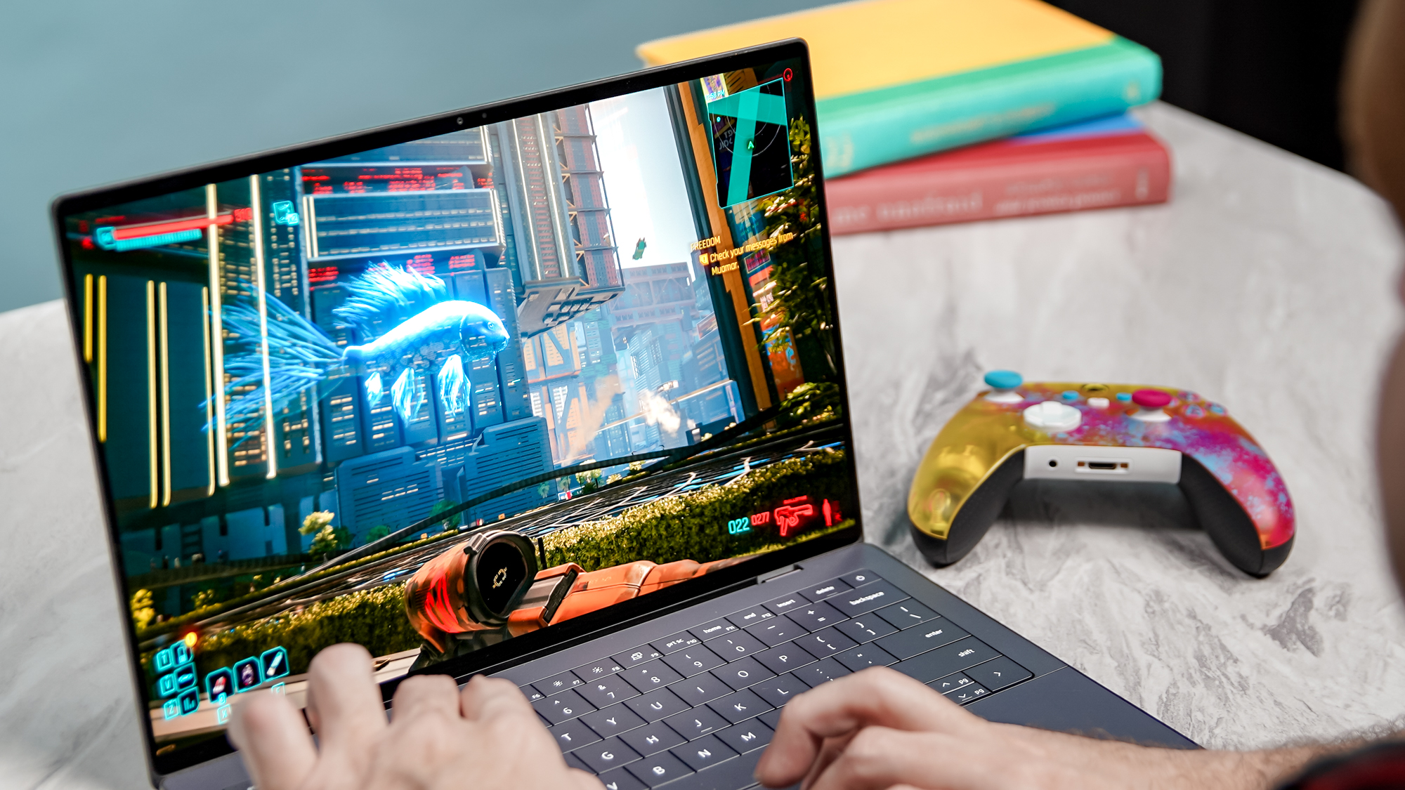 Cyberpunk 2077 running on the new Dell XPS 14
