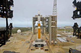 Delta 4 Rocket with NROL-25 Satellite