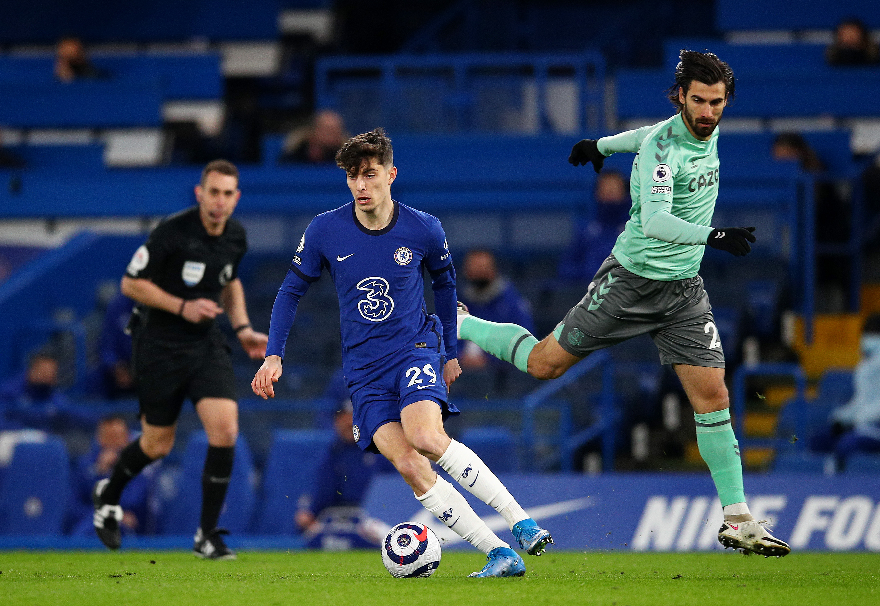 Kai Havertz skips past Andre Gomes