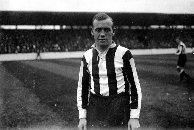 Hughie Gallacher: the free-scoring Newcastle and Chelsea forward who became  football's original bad boy