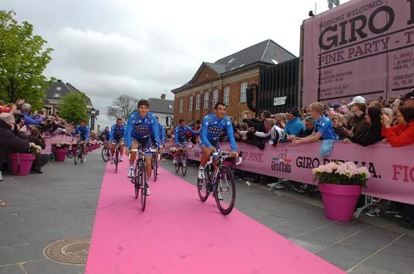 The Saxo Bank team