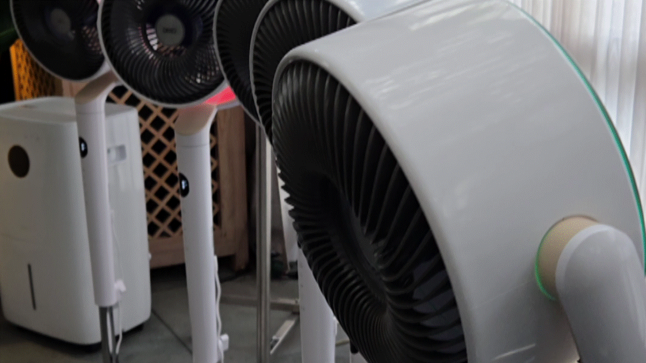 Dreo TurboPoly Fan 508S LED light colors.