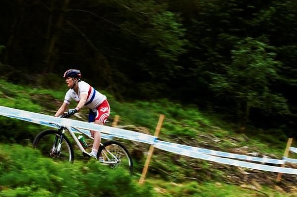 British junior cross country champion Katy Winton descends.