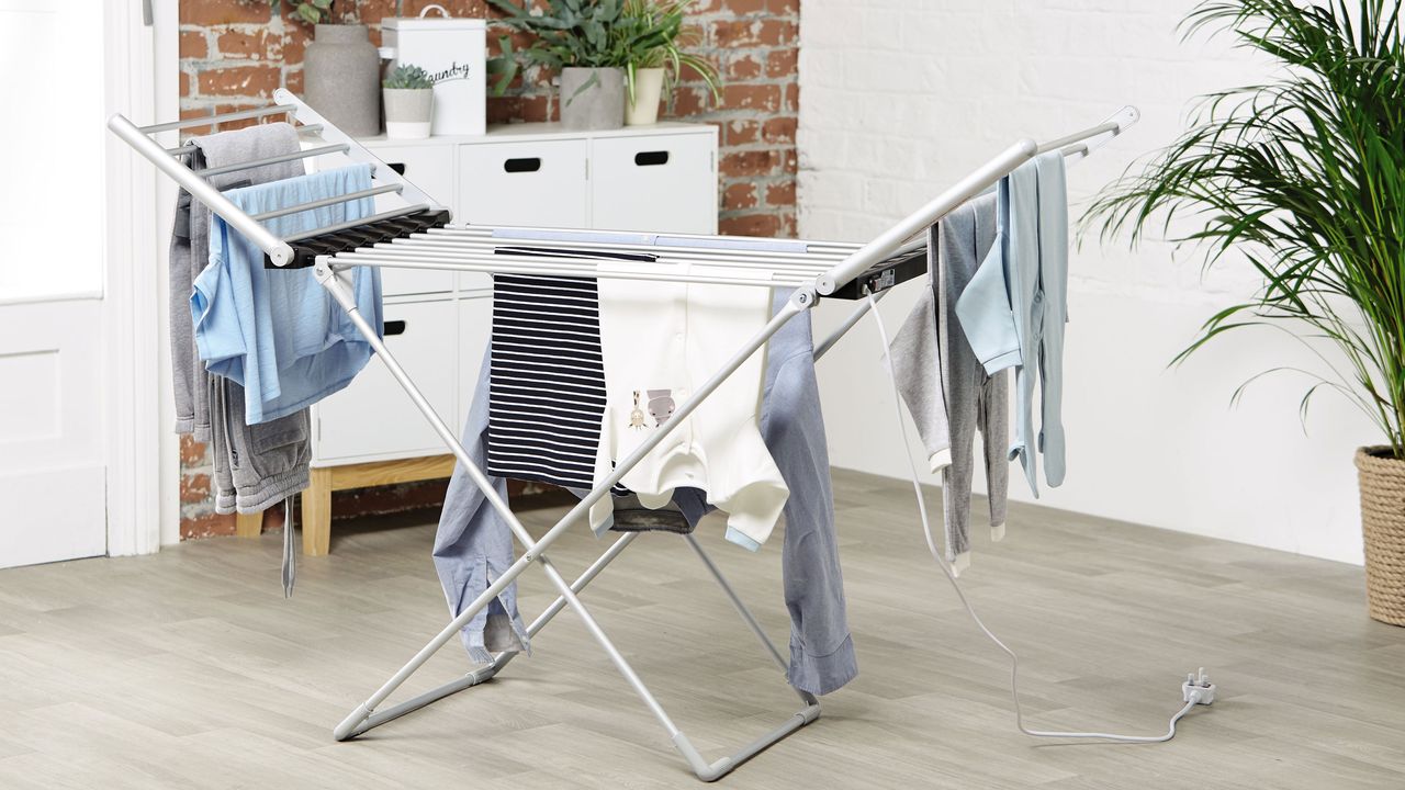 Aldi heated clothes airer