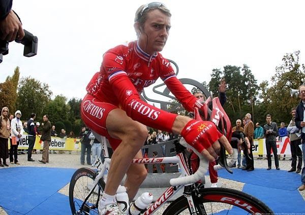 Looking a little perturbed was Florent Brard (Cofidis)