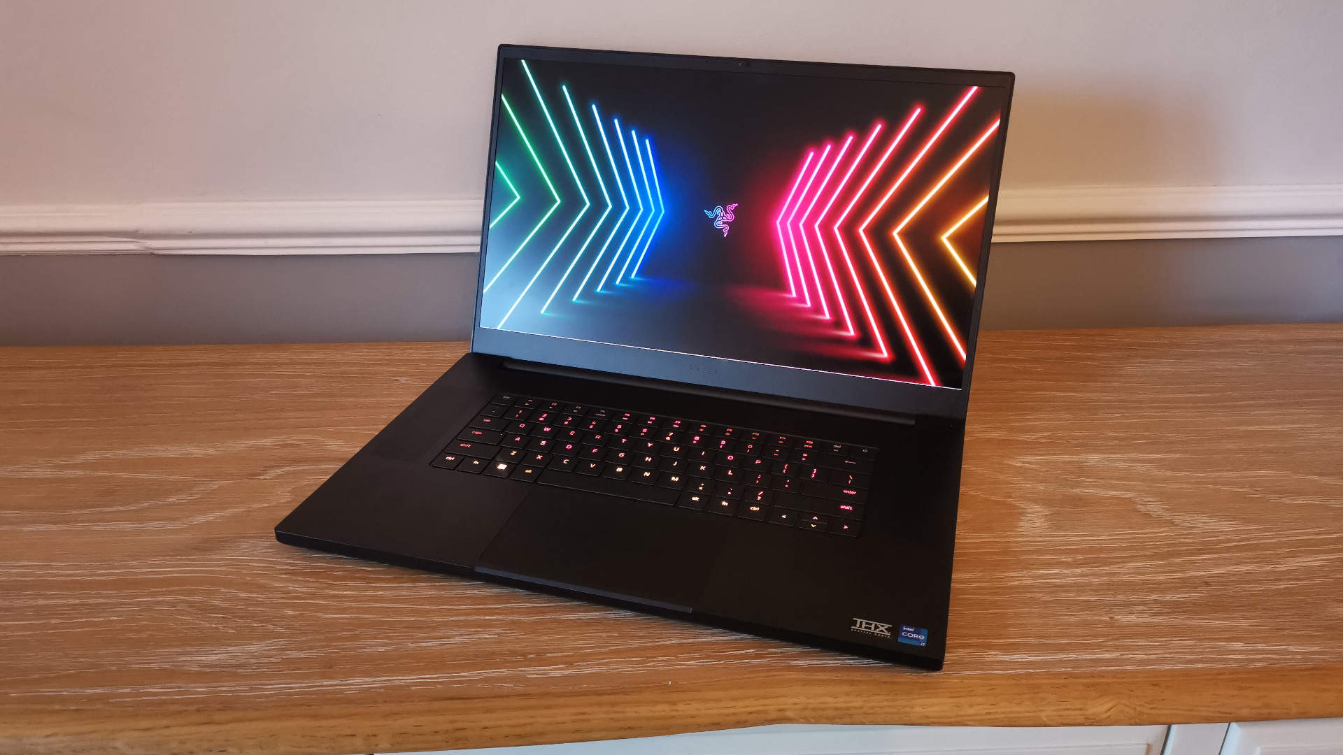 Picture of Razer Blade 17 (2022) on a wooden desk