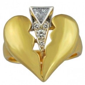 The $3,200 'divorce ring'