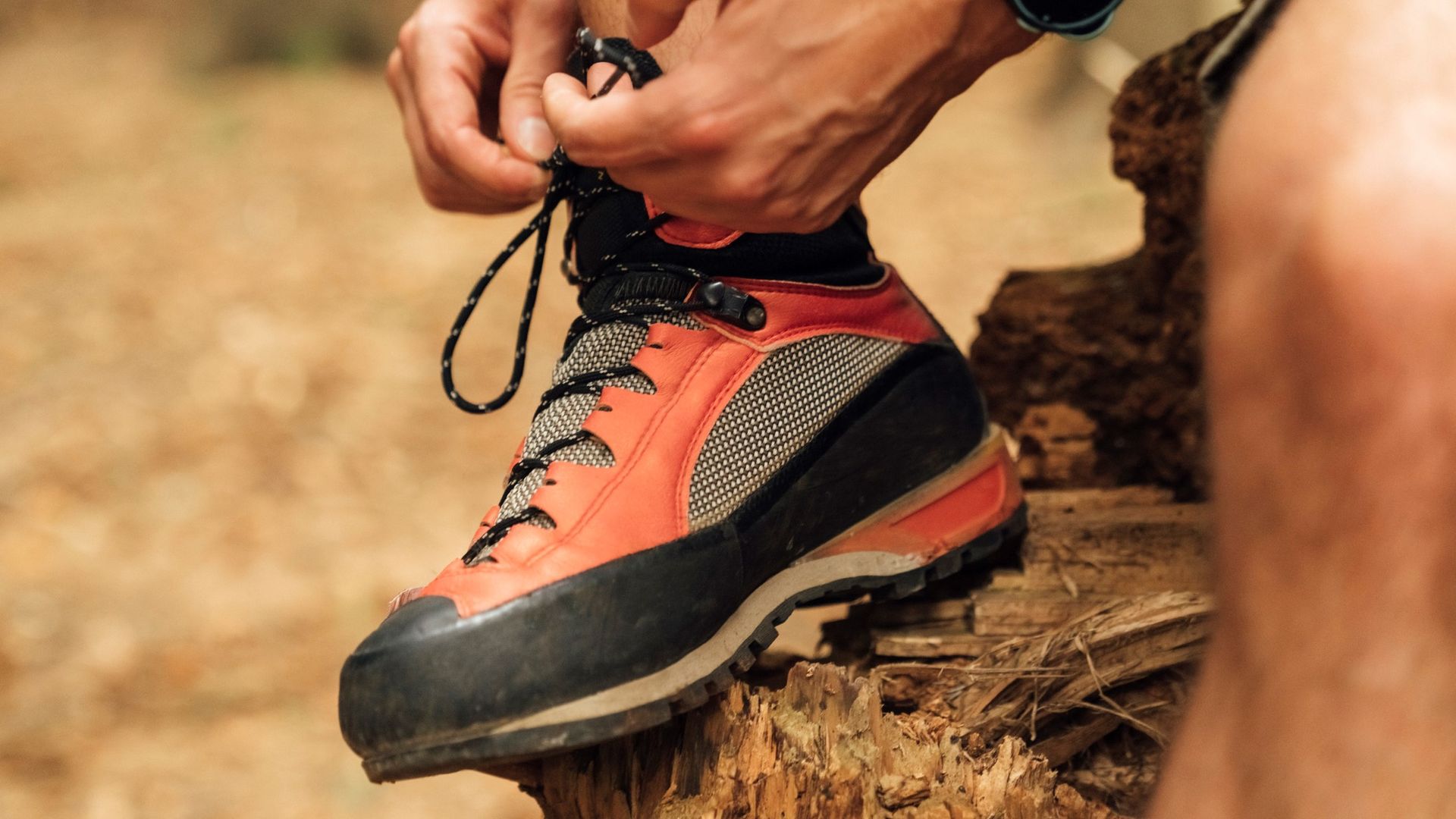 How should hiking boots fit and how do I choose the right pair for me