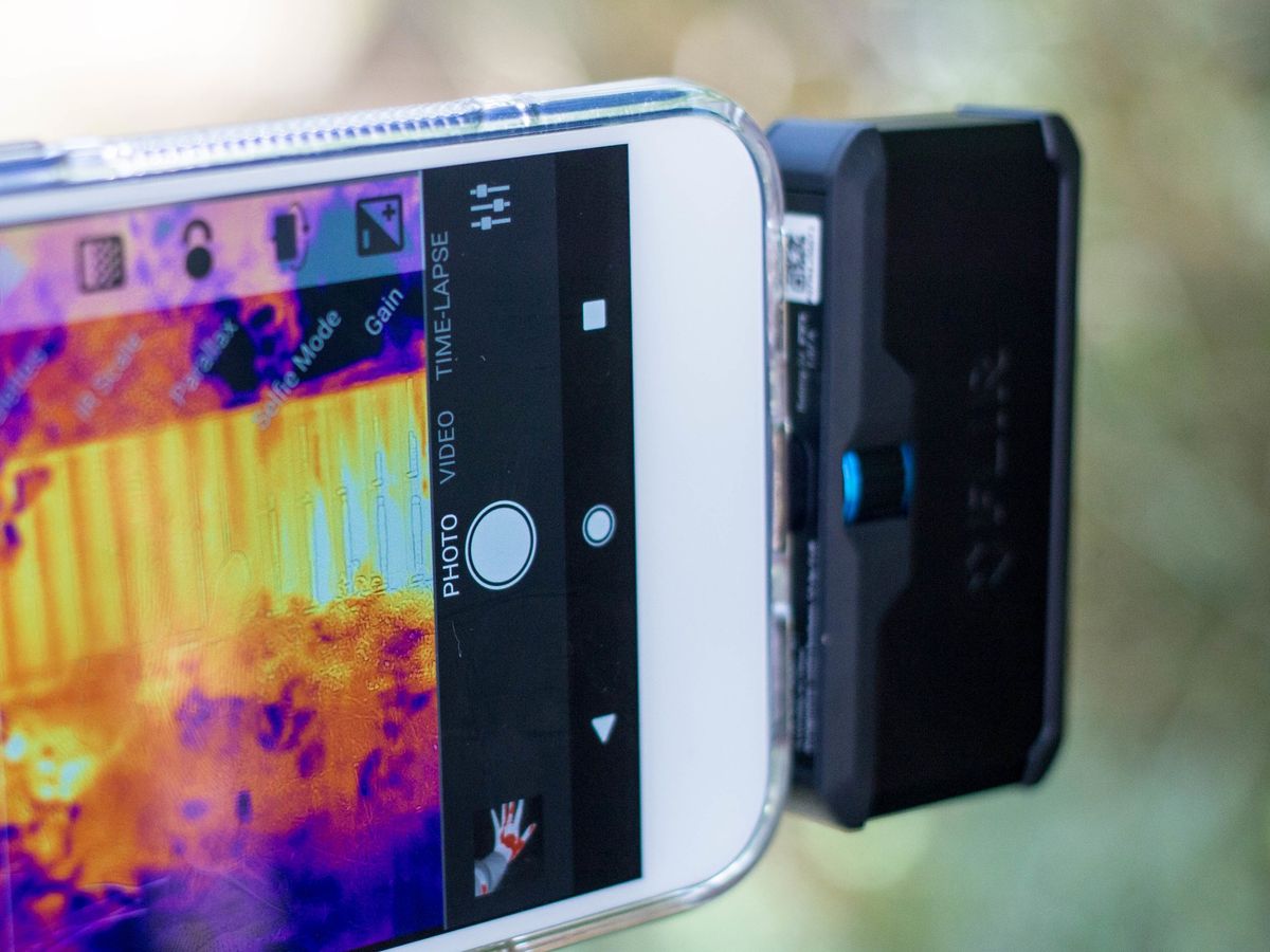 FLIR One Pro preview: An Android-powered thermal imaging camera made ...