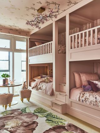Girls bedroom with built in bunkbeds