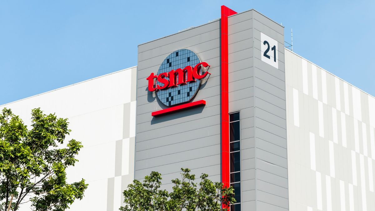 TSMC sues former executive over defection to Intel, says it's highly likely he stole trade secrets — chipmaker claims Wei-Jen Lo broke non-disclosure and non-compete agreements
