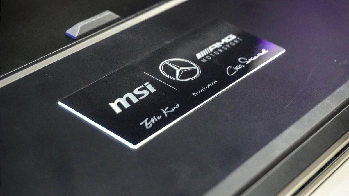 MSI Stealth 18 Mercedes-AMG Motorsport