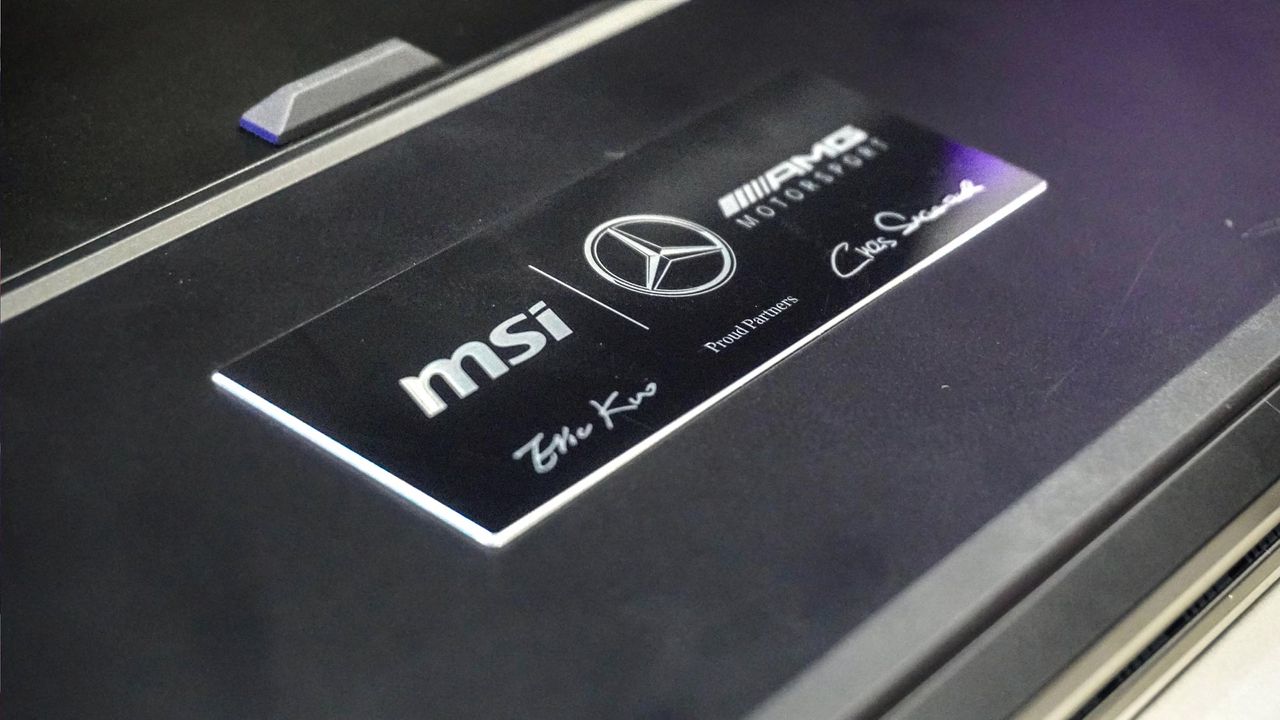 MSI Stealth 18 Mercedes-AMG Motorsport