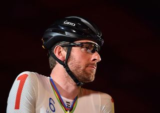 Parliament to look into Wiggins 'mystery package' - News shorts ...
