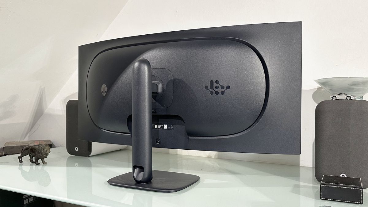 Alienware AW3926QW OLED gaming monitor