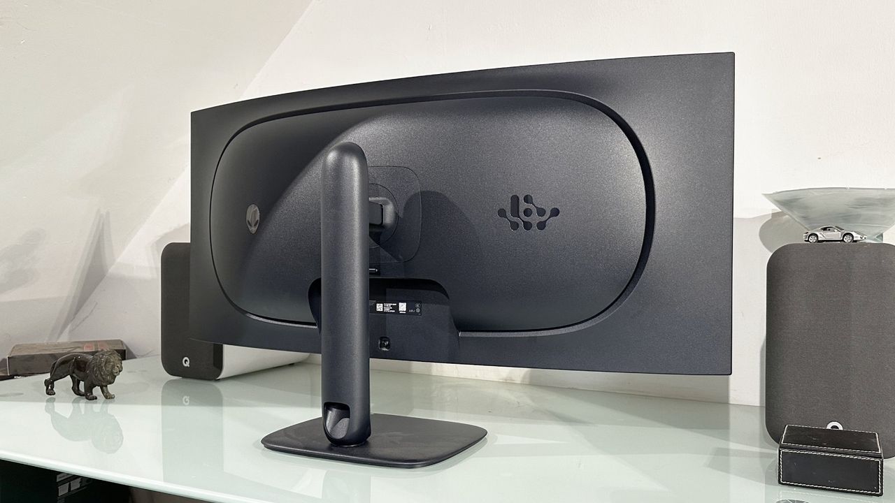 Alienware AW3926QW OLED gaming monitor