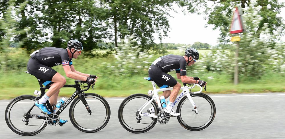 Peter Kennaugh leads Ian Stannard