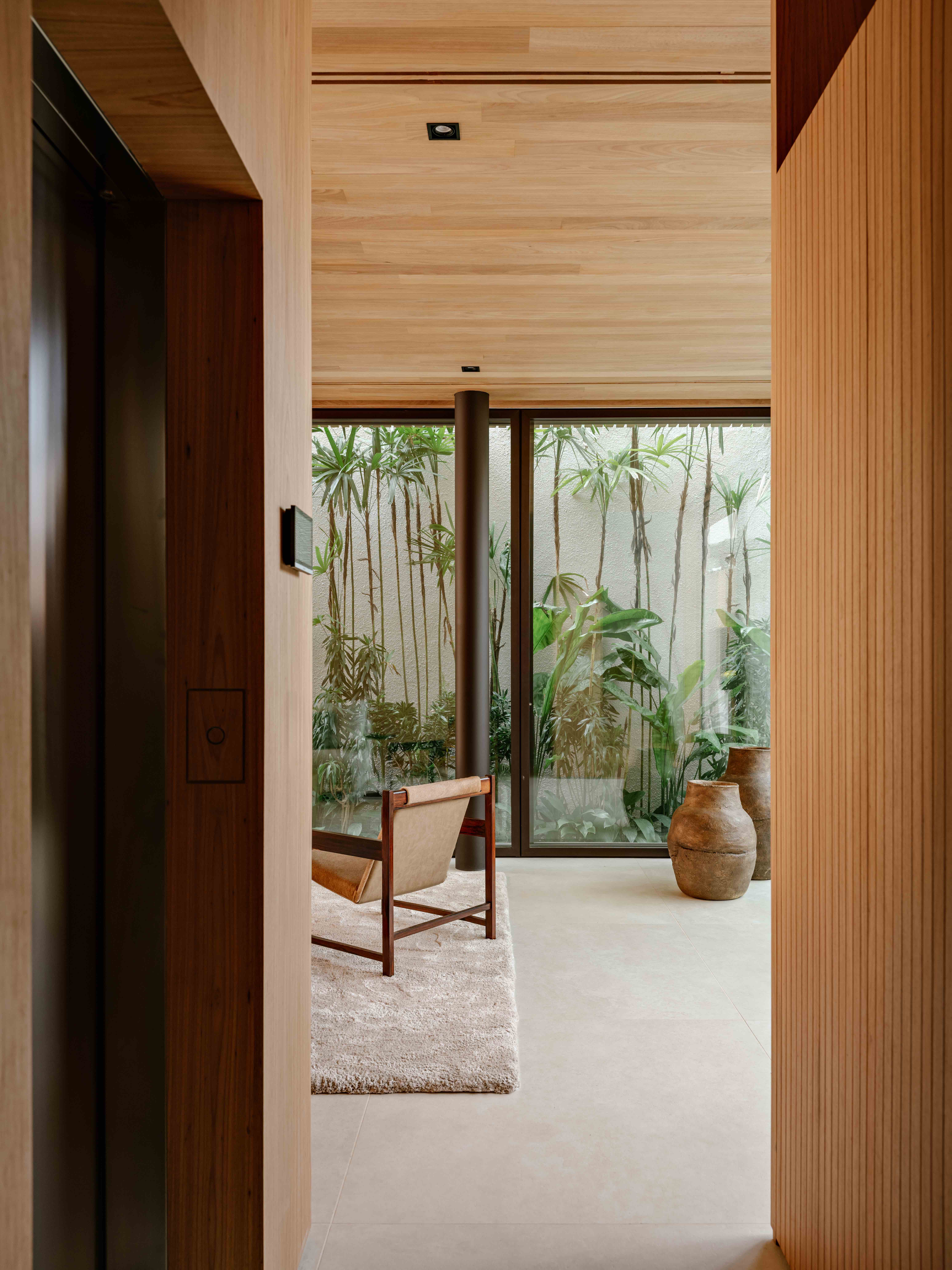 Jacob Saliba residence, São Paulo, by WF Architects