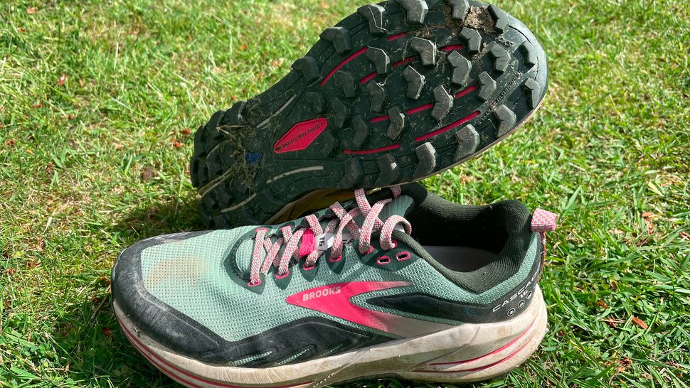 Brooks Cascadia 16 road to trail running shoes review Advnture