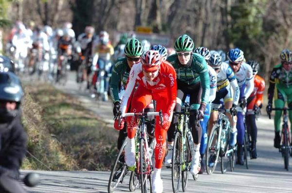 Rein Taaramae (Cofidis Le Cr&eacute;dit en Ligne) on the attack