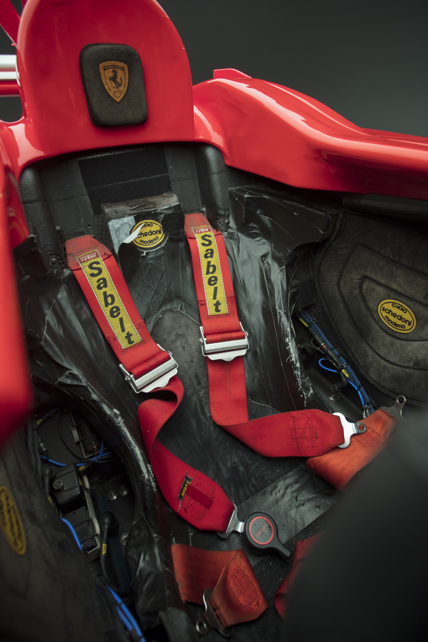 Images of the 2001 Ferrari Chassis 211