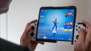 Playing Fortnite on the Samsung Galaxy Z Fold 4 with the GameSir X2 controller