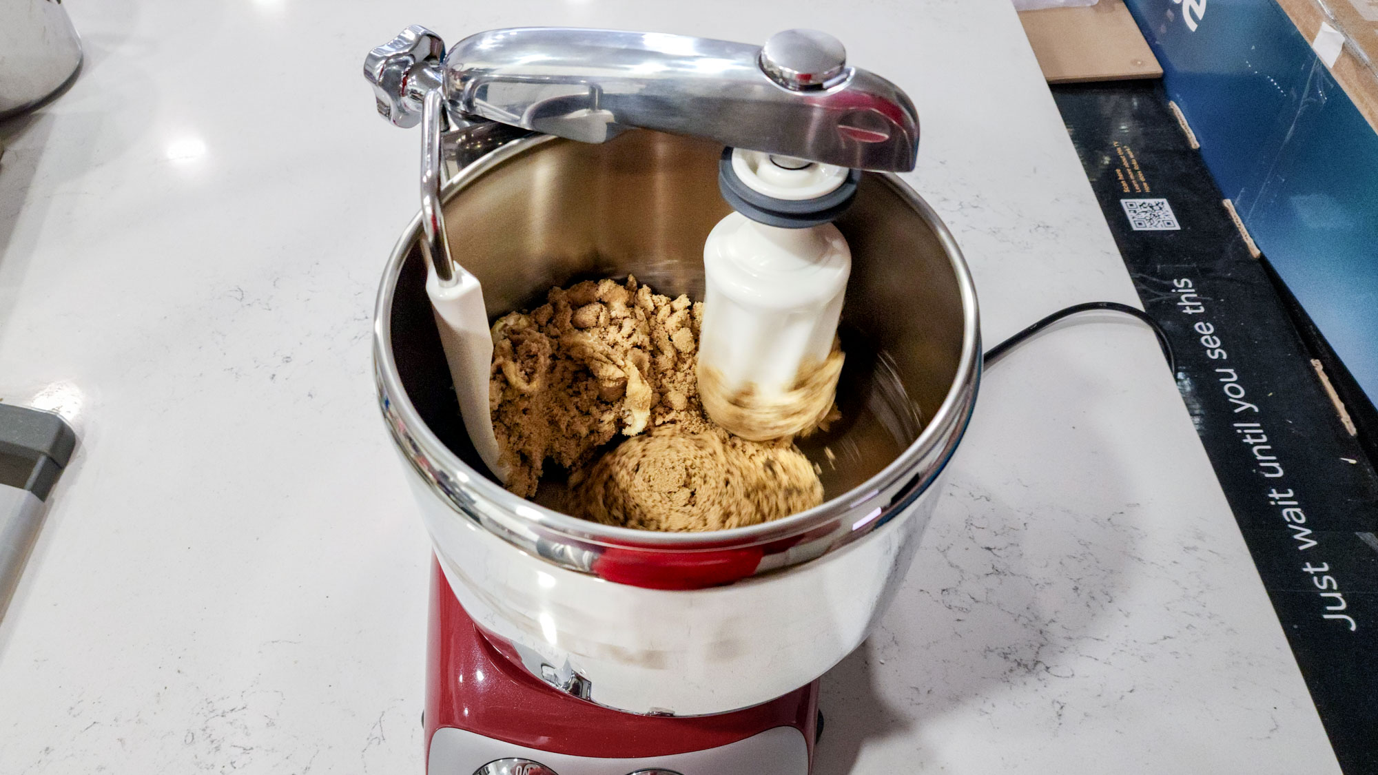 Ankarsrum Assistent Original stand mixer with metal bowl
