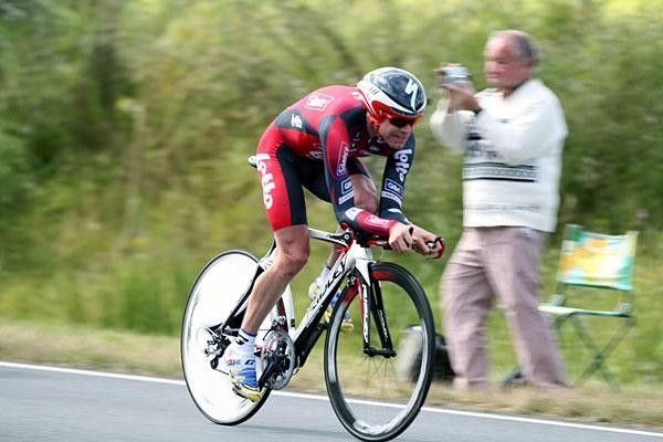 Cadel Evans (Silence-Lotto) produced a good ride and is lying fourth overall.