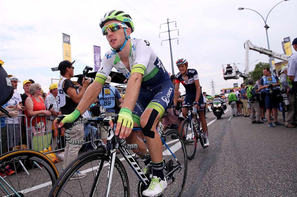 Adbam Yates finishes stage 15.