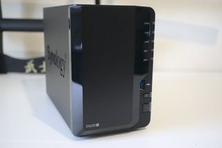 Synology 2 Bay NAS DiskStation DS220j (Diskless)