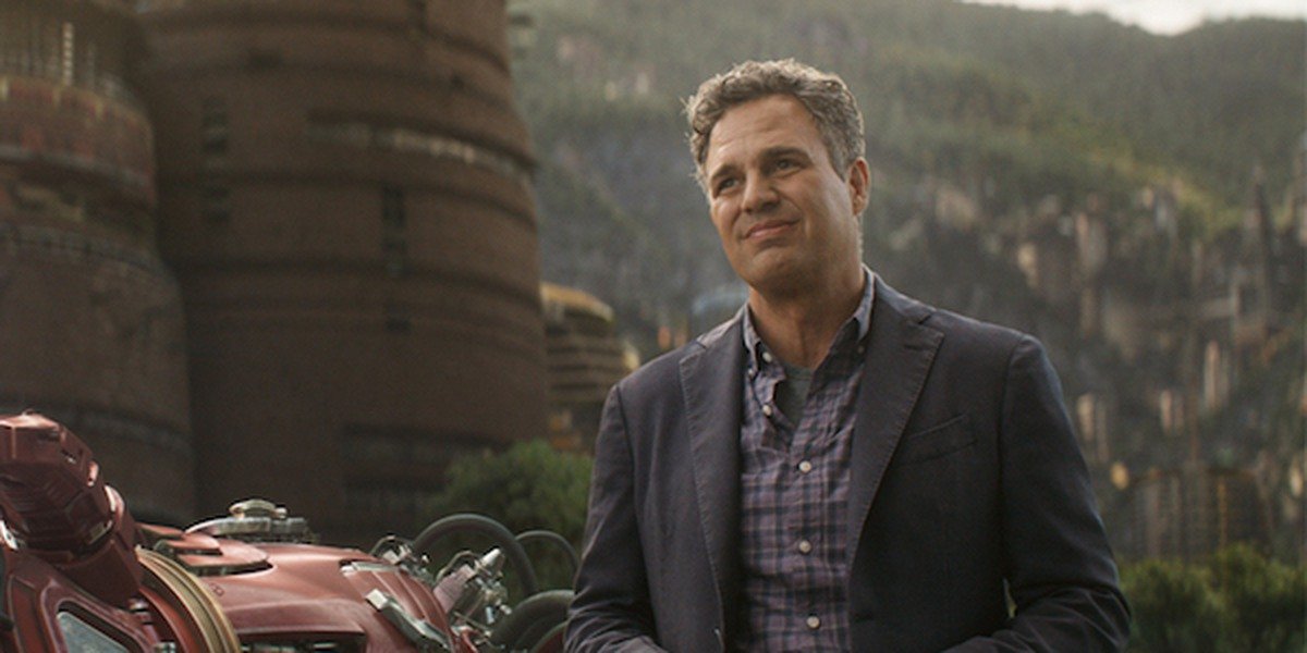 Mark Ruffalo Is Playing Ryan Reynolds’ Dad In New Movie, But It Totally 