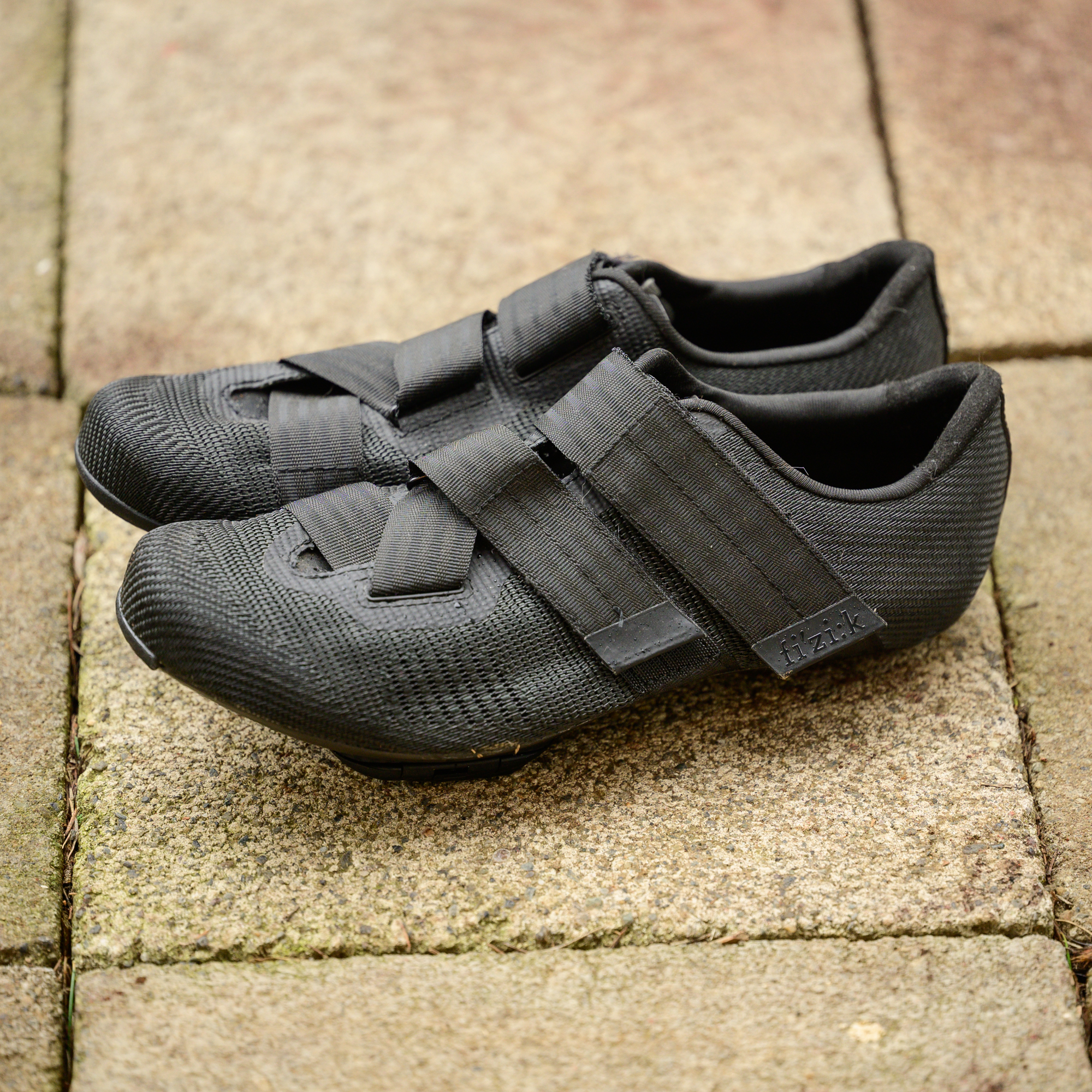 Best indoor cycling shoes - Fizik Vento Powerstrap R2 Aeroweave