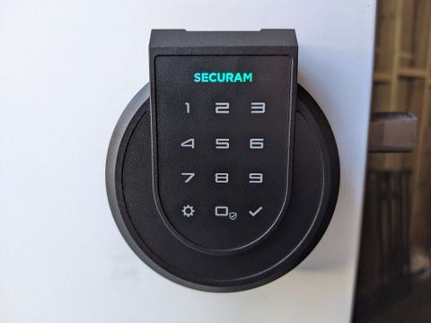 Securam Touch Smart Lock Blue Light