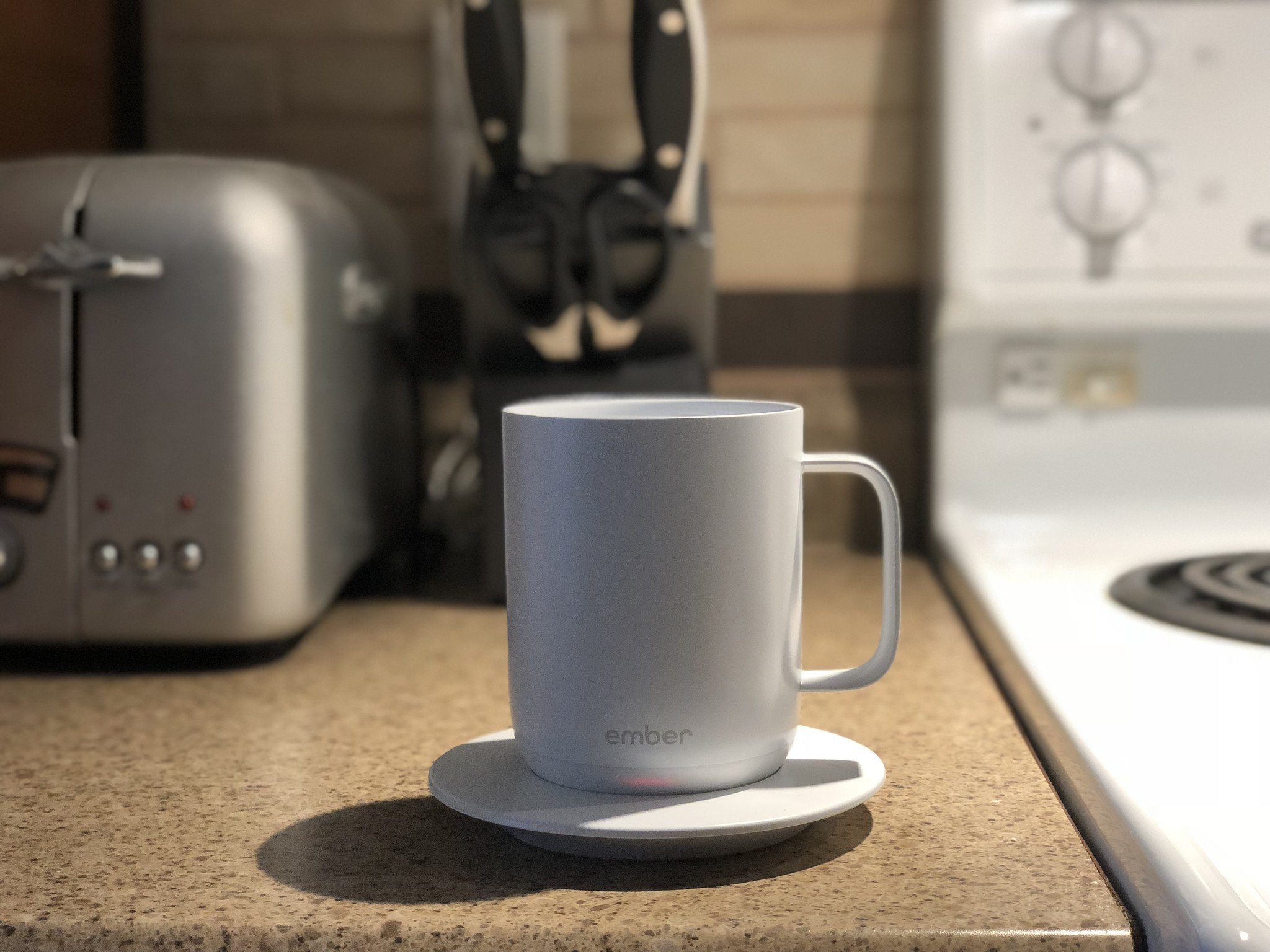 Ember Temperature Control Smart Mug, 10 Ounce, 1-hr Battery Life, White -  App Controlled Heated Coffee Mug