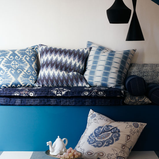 living room daybed