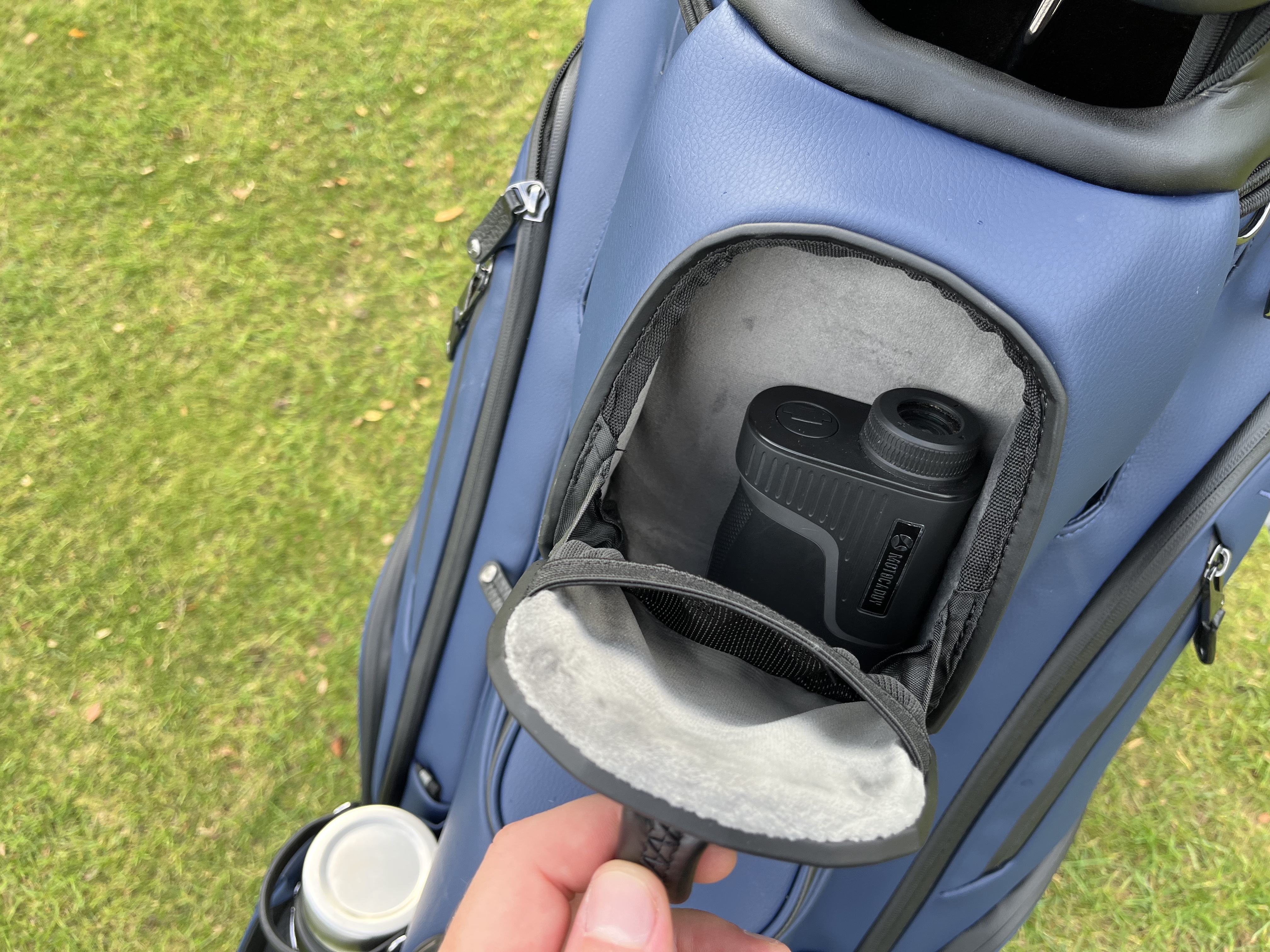 The magnetic front pocket of the Vessel Lux XV 2.0 cart bag