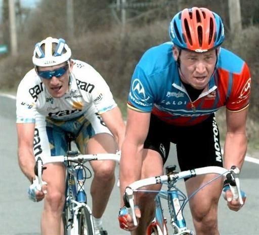 Lance Armstrong looks beastly on his way to his 1996 win.